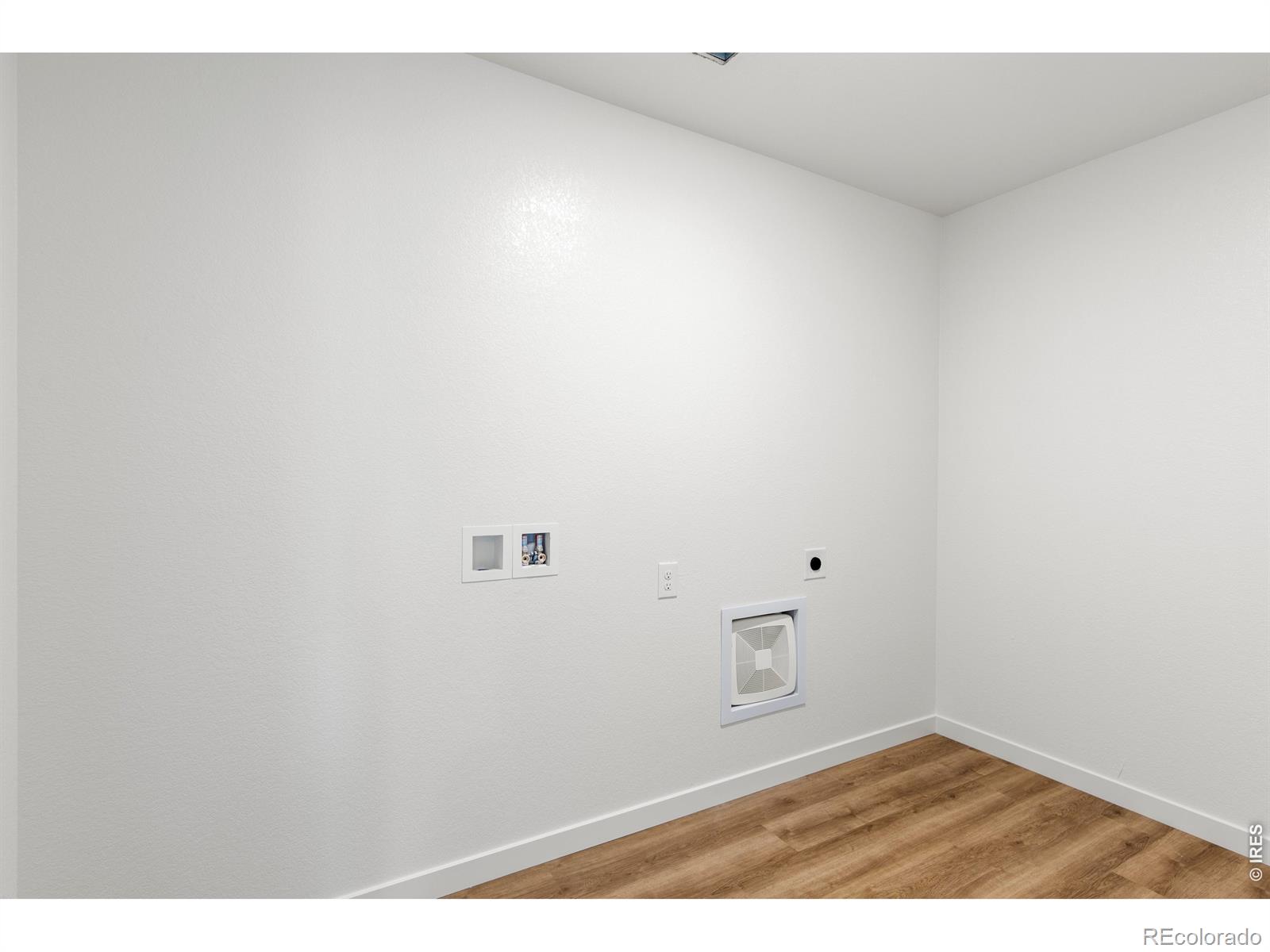 684 Piedmontese Street, Johnstown, photo 26